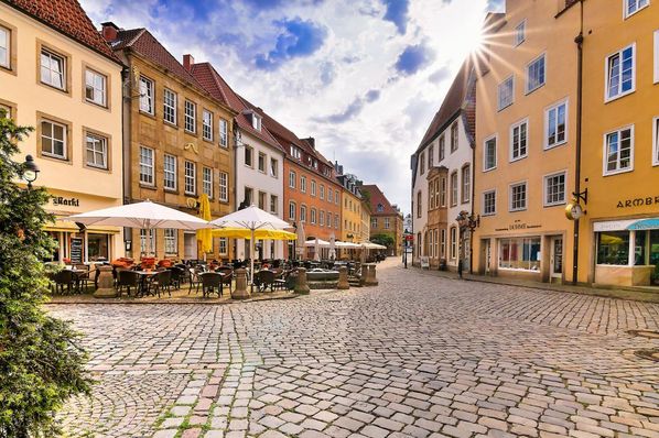 Historische Altstadt mit Cafe am Markt Osnabrück